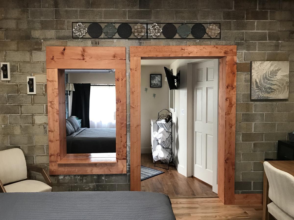 Hocking Hills Inn Logan Ngoại thất bức ảnh