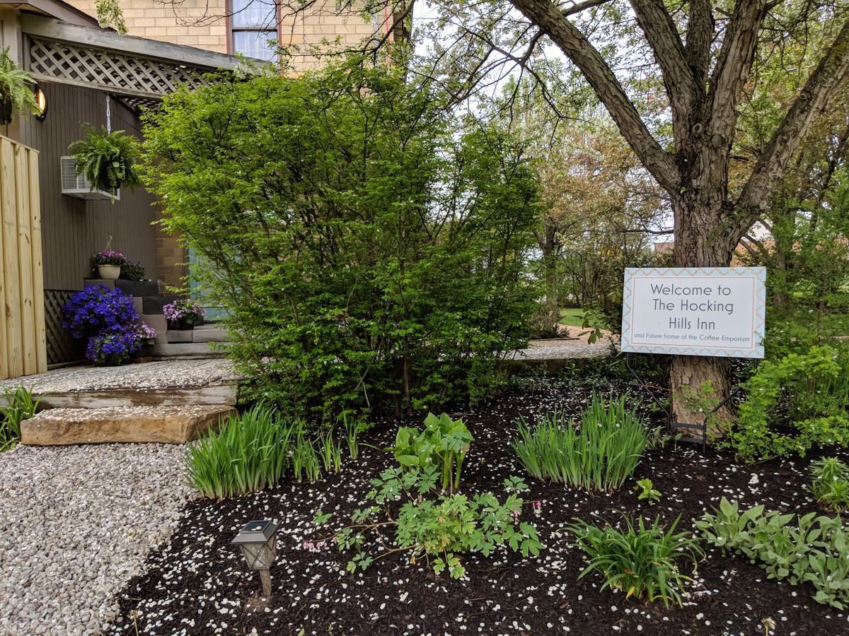 Hocking Hills Inn Logan Ngoại thất bức ảnh