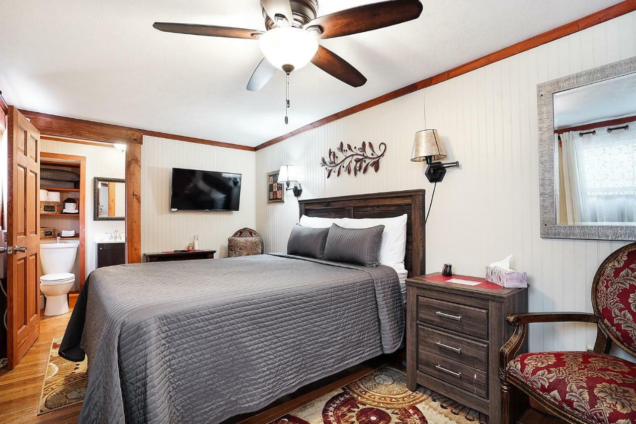 Hocking Hills Inn Logan Ngoại thất bức ảnh